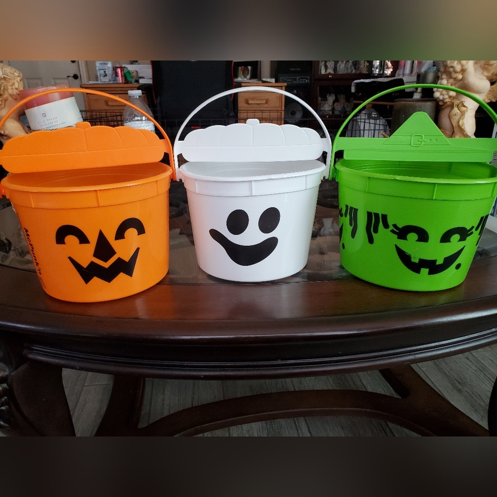 Mc Donald's Halloween Bucket